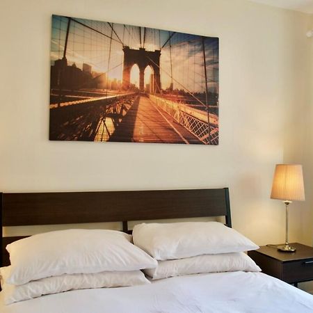 Modern 2 Bedroom City Centre Flat Edinburgh Exterior photo