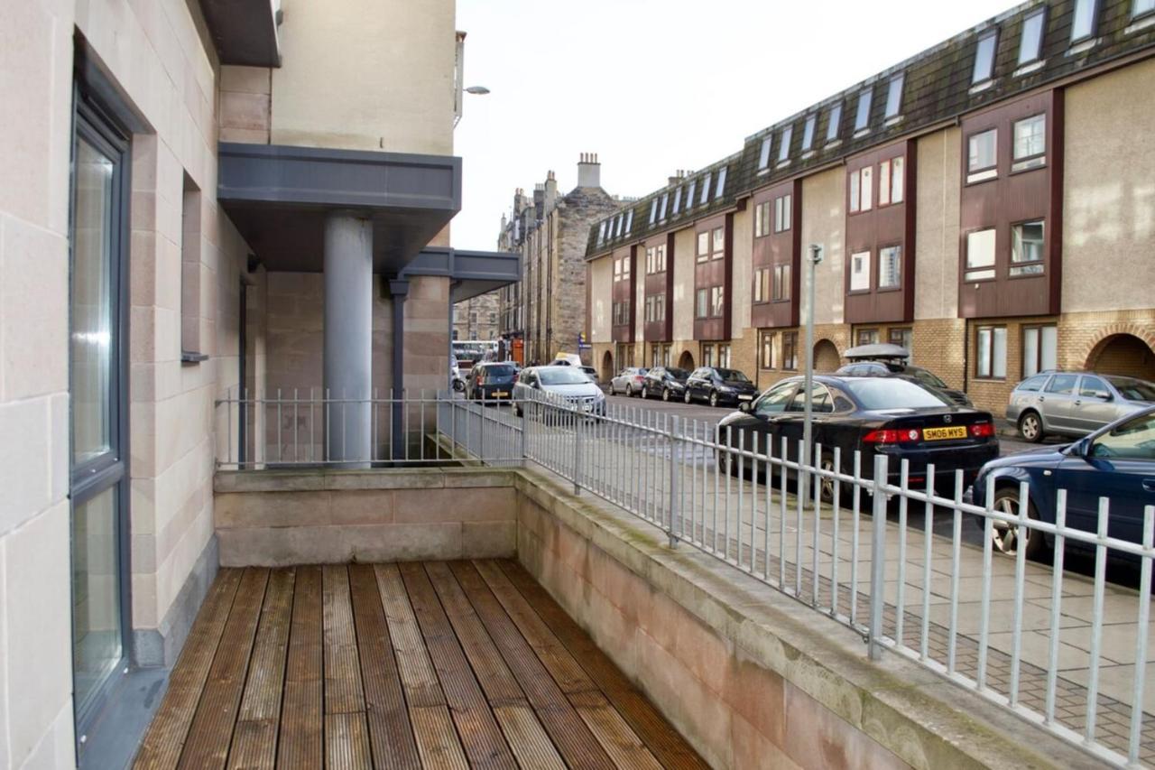 Modern 2 Bedroom City Centre Flat Edinburgh Exterior photo
